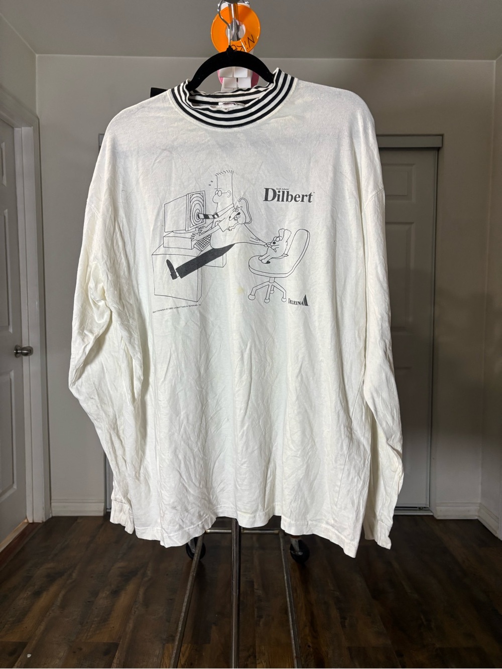 Dilbert Long Sleeve Graphic Tee - White